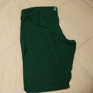 Green workout pants